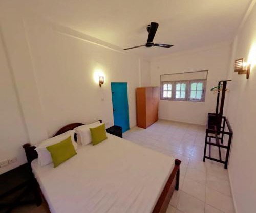 One Bedroom Apartment