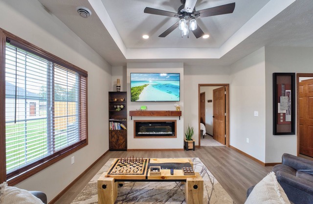 ONE KING SUITE ALL NEW SUPER CLEAN! WHY STAY IN A 12 x 12 MOTEL ROOM BOOK TODAY