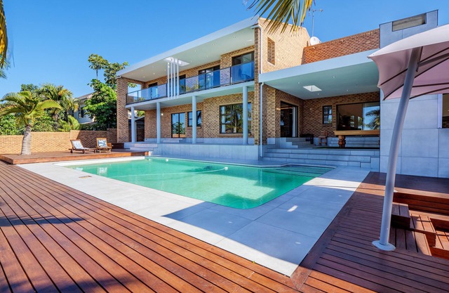 One on Chelsea - Five Bedroom House, Sleeps 10
