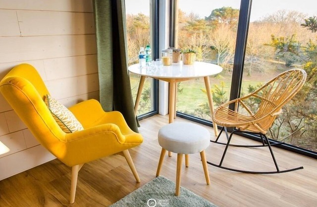 One OR two lodges with magnificent view