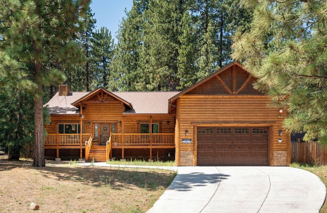 Only 1 Mile To Snow Summit! | Big Bear Home | Paradise Pines by AvantStay