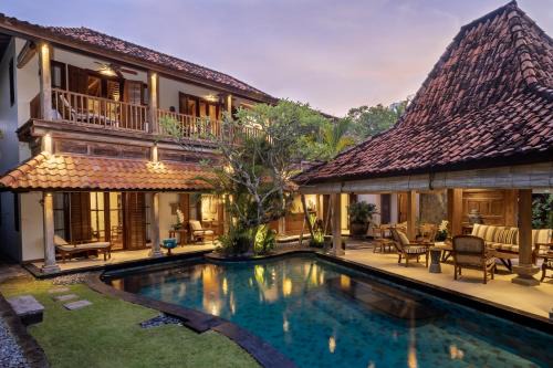 Oost Indies - Authentic Bali Luxury Villa Seminyak