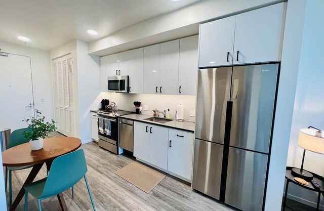 Open One-Bedroom in West Oakland