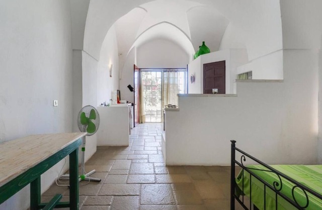 Openspace in Masseria Salentina between Gallipoli and Baia Verde, with swimming pool and Wifi