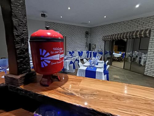 Oppiplot Guest House
