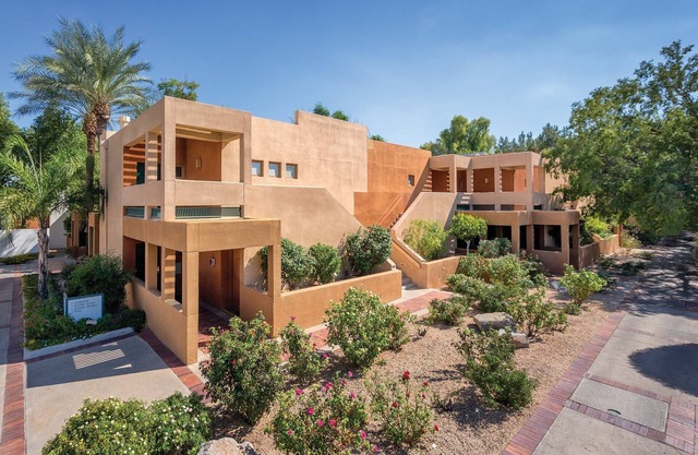 Orange Tree Resort - Enjoy sunny Scottsdale AZ!