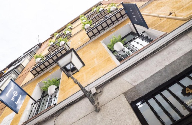 Oriente Suites