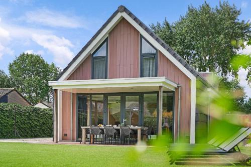 Oude Nieuwelandseweg 33B - Ouddorp - Villa Hopper met jacuzzi, voor gebruik - NOT FOR COMPANIES