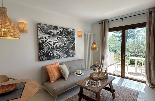 Our Cottage at LesPervenches-Provence is the perfect Provencial getaway.