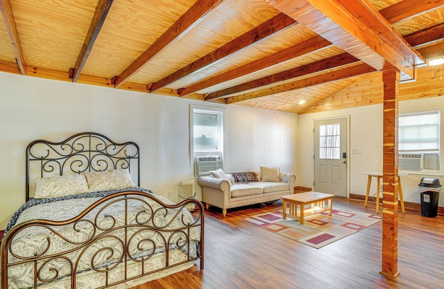 Outdoor Oasis w/Sauna & Pool: Home ~ 3 Mi to Dtwn