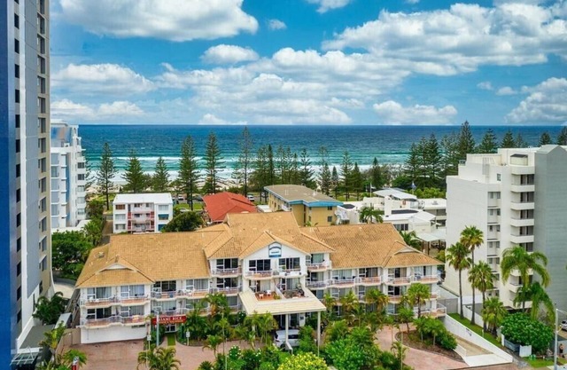 Outrigger Burleigh
