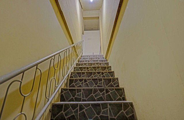 OYO 91267 Sar Inn