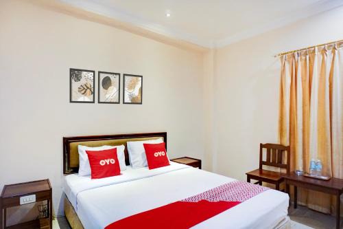 OYO 94799 Siwah Hotel
