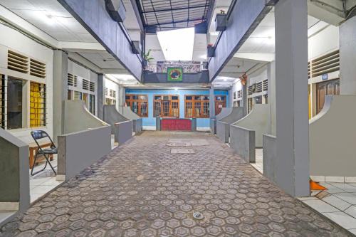 OYO 94802 Hotel Prima