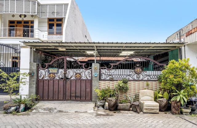 OYO Life 92461 Aini Syariah Homestay
