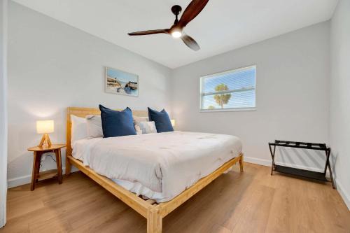 Oyster House Waterfront 3b2b Kayaks BBQ Games