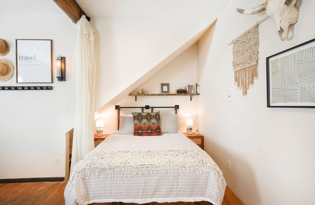 Pac. Street Studio: Style & space in heart of town