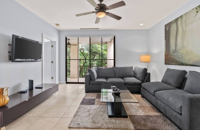 Pacifico L213 -Spacious 3 Bedroom 2 Bathroom Condo
