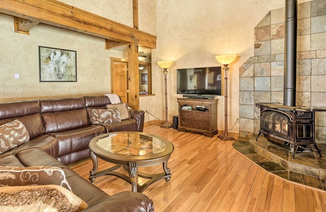 Pagosa Springs Vacation Rental w/ Mtn Views
