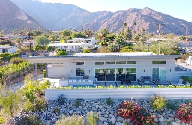 Palm Springs LUXE | Pool, Bocce, Fire Pit, Casita