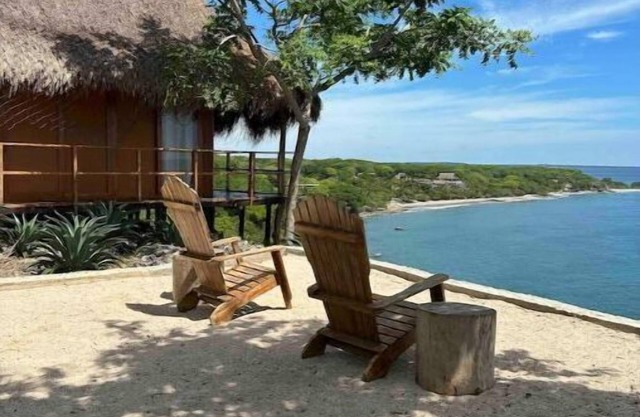 Pamaduih - Cabin Above the Sea