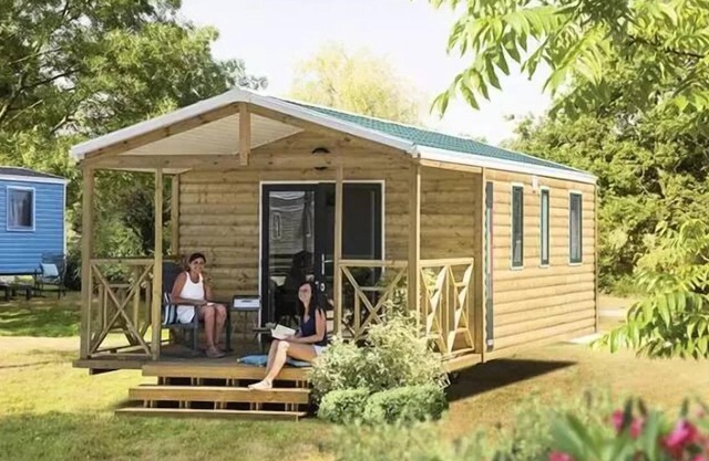 Panama - 2 bedrooms - sleeps 5 - Enjoy its covered terrace for 5 all year round