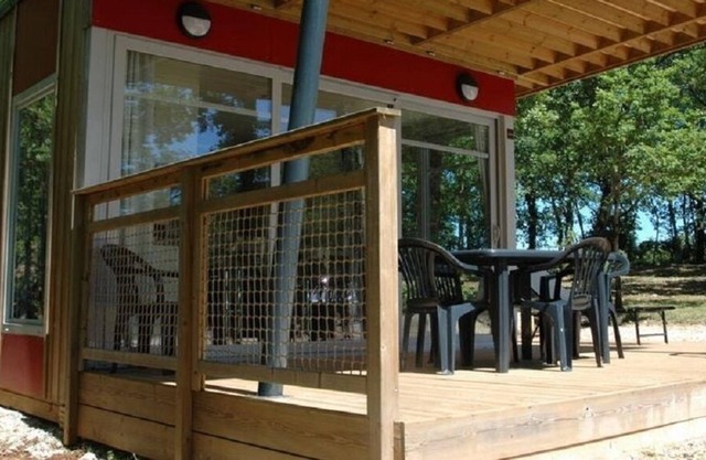 PANORAMIC CHALET with View 2