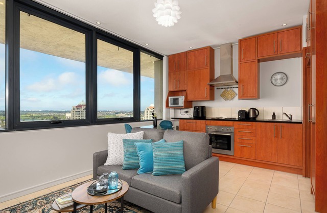 Panoramic Paradise | Century City Escape