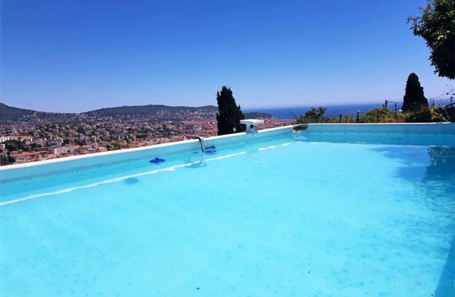 Panoramic sea view apartment