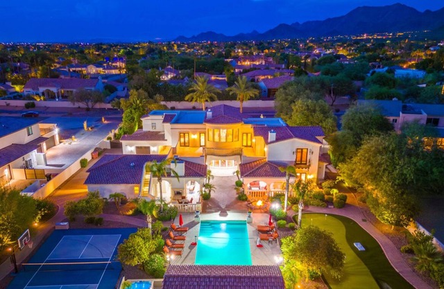 Paradise Castle in AZ+PickleballCourt+Putting Green+Heated Pool & Spa+Has It All