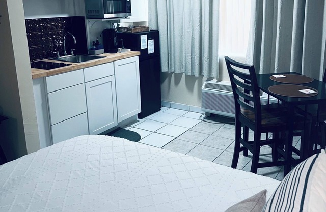 Paradise Cove ~ Studio Condo near the Beach
