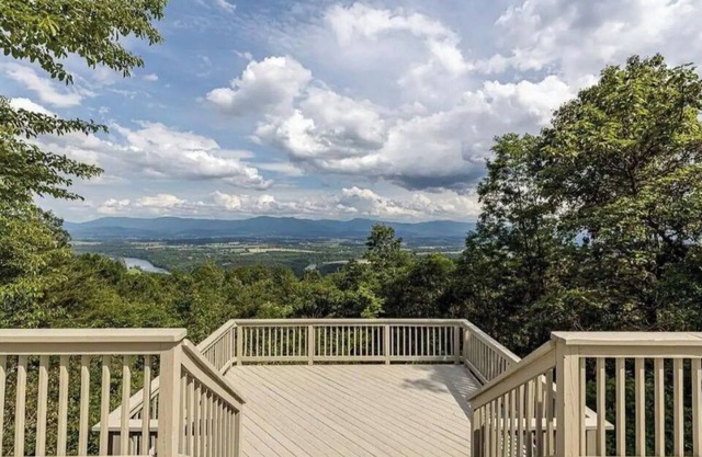 Paradise View Cabin