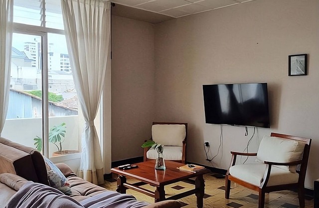 PARCEROS GROUP-APARTAMENTO VACACIONAL DE 4 HABITACIONES, PISO 3, CENTRO PEREIRA