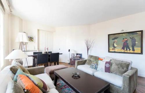 Paris - Le Soleil des Saints-Pères, you will love it!