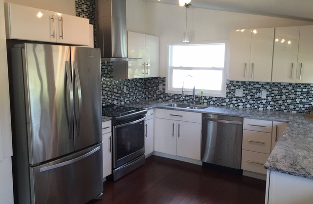 Park-Side, Easy Access To Downtown, Mayo Clinic & Bike Trail, Family-Friendly