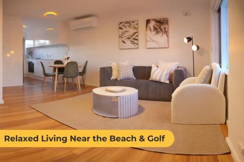 Parkside Seabreeze Retreat at Glenelg North