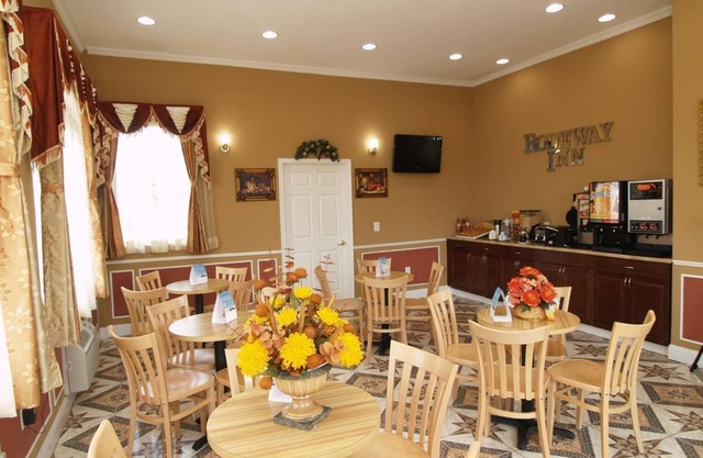 Parkway Inn