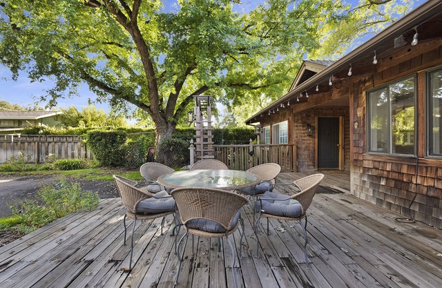 Parquet + Hex - Best spot to enjoy Bidwell Park!