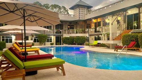 Parti Gras Hotel & Villas en Playa Potrero