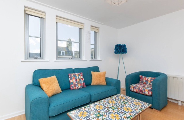 Pass the Keys | Bright modern one bed apartment - Bath city centre