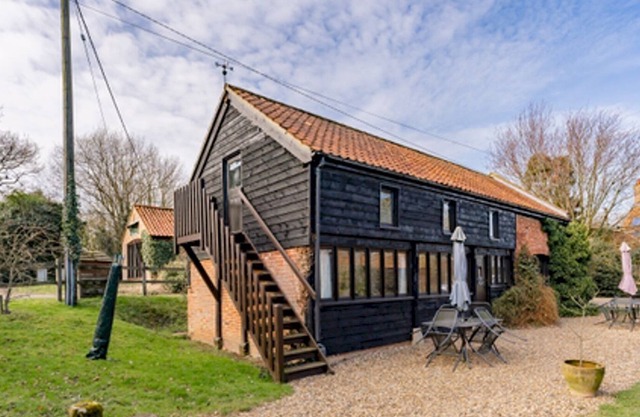 Pass the Keys | Coach House
