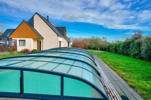 Pays Bigouden, maison pour 8 avec piscine