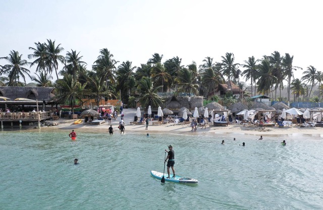 Pb-T16 Habitación Quintuple En Isla Con Desayuno Piscina Y WIFI