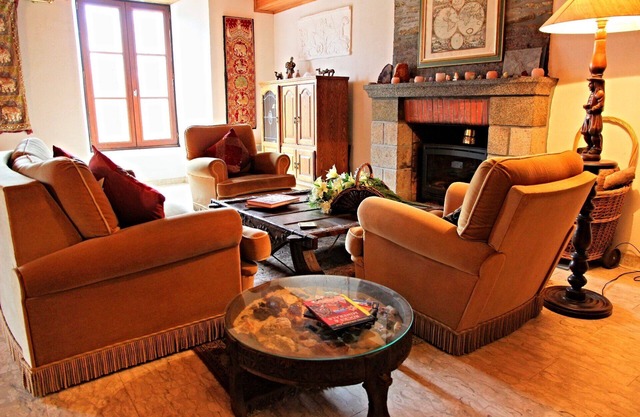 PEACE, PRIVACY AND HISTORY—ALL WRAPPED UP IN A MAGICAL SETTING!