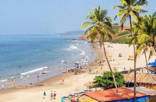 Peaceful 1-BHK in a Villa in Candolim with Green Nature & River for a 2
