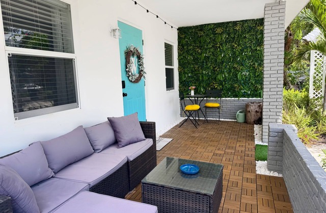 Peaceful 1BD king Bed private condo
