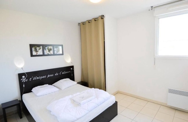 Peaceful Apartments Perfect for Group Getaways | Seasonal Pool + BBQ
