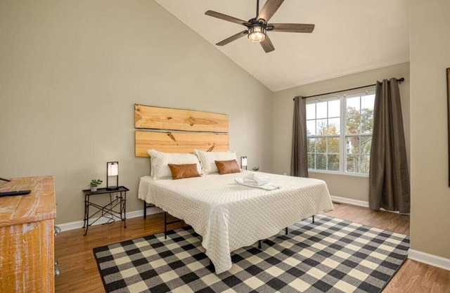 Peaceful Autumn Escape | Hot tub + Pet Friendly