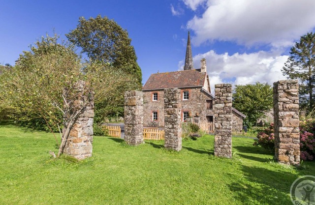 Peaceful house in Montpinchon with fireplace and garden - Pets allowed