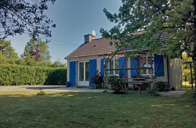 Peaceful house in nature near beaches